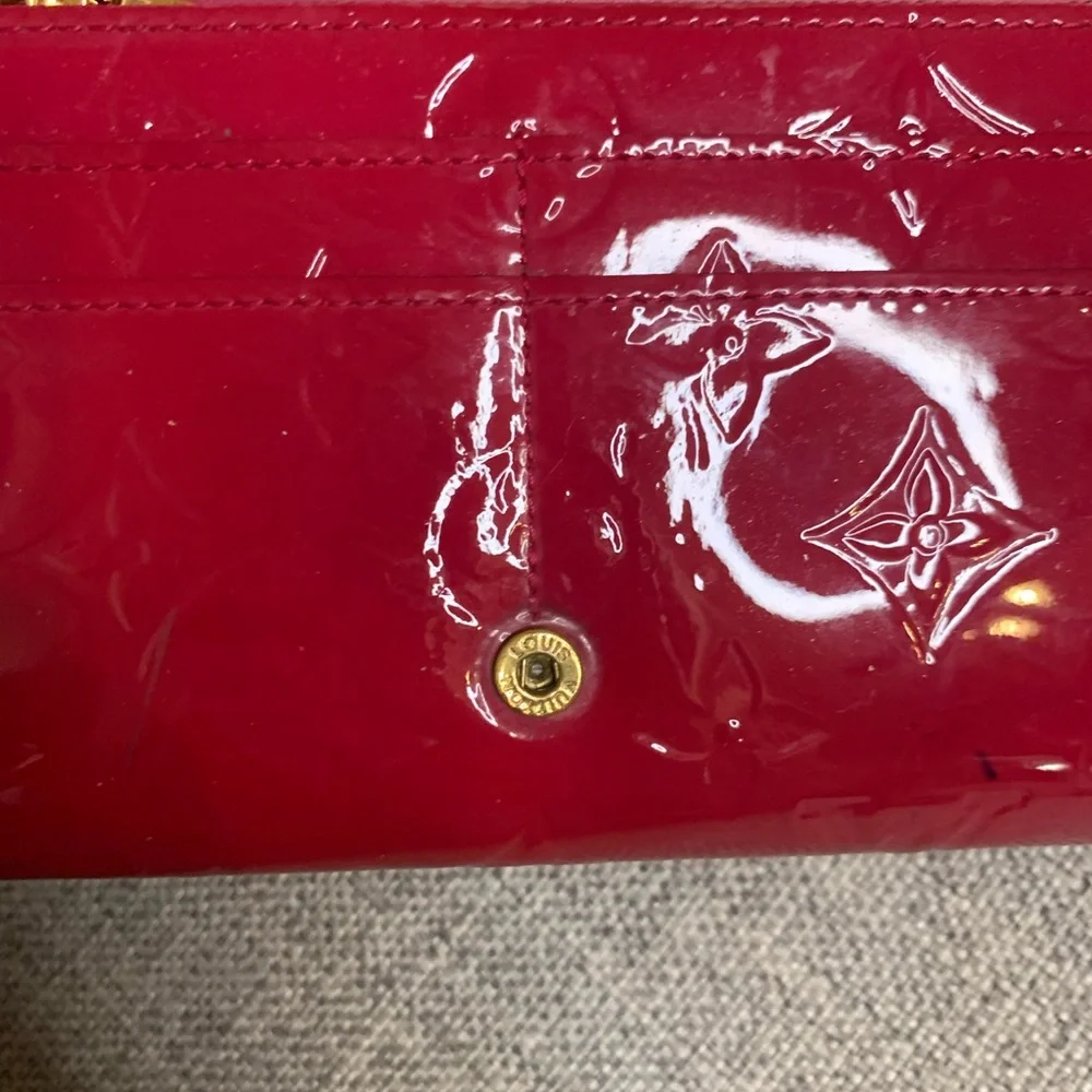 Louis Vuitton Monogram Vernis Portofeuille Sarah Wallet on Chain Pink - Picture 13 of 17